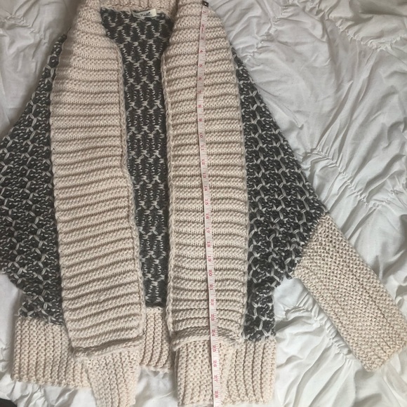 Simply Noelle OS Cozy Cardigan Sweater - Picture 5 of 6